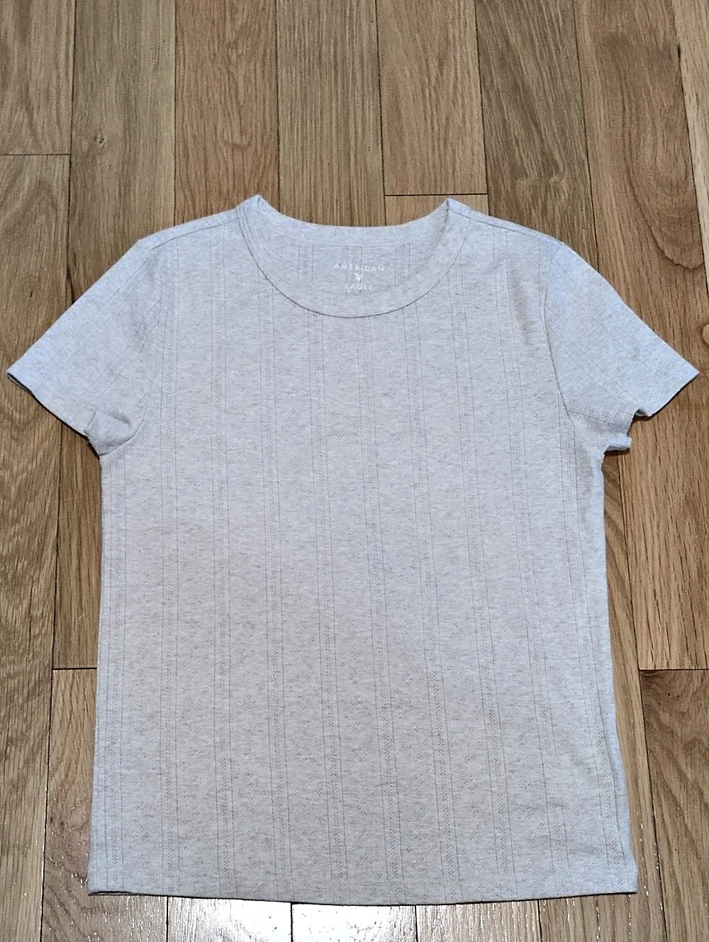 American Eagle Outfitters Short Sleeve Baby Tee
